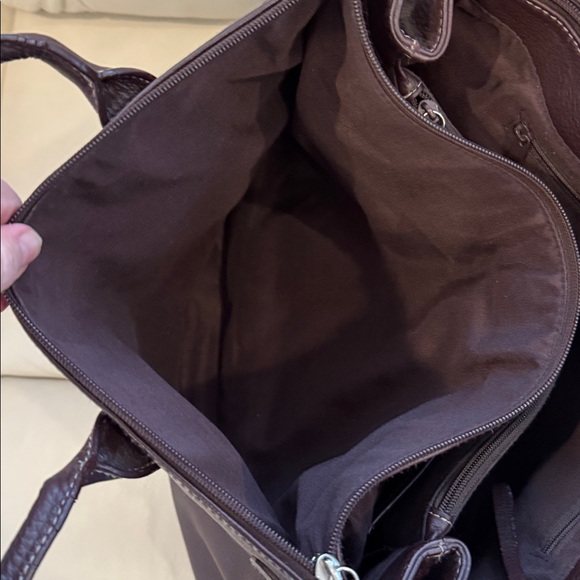 Etienne Aigner rich brown leather tote. Perfect for work. EUC. - Picture 9 of 14